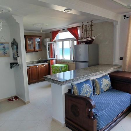 Apartment Corniche Ksar Sgher クサール・エス・セギール エクステリア 写真