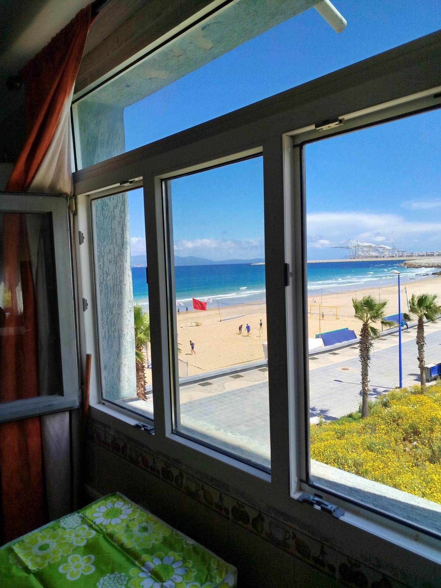 Apartment Corniche Ksar Sgher クサール・エス・セギール エクステリア 写真